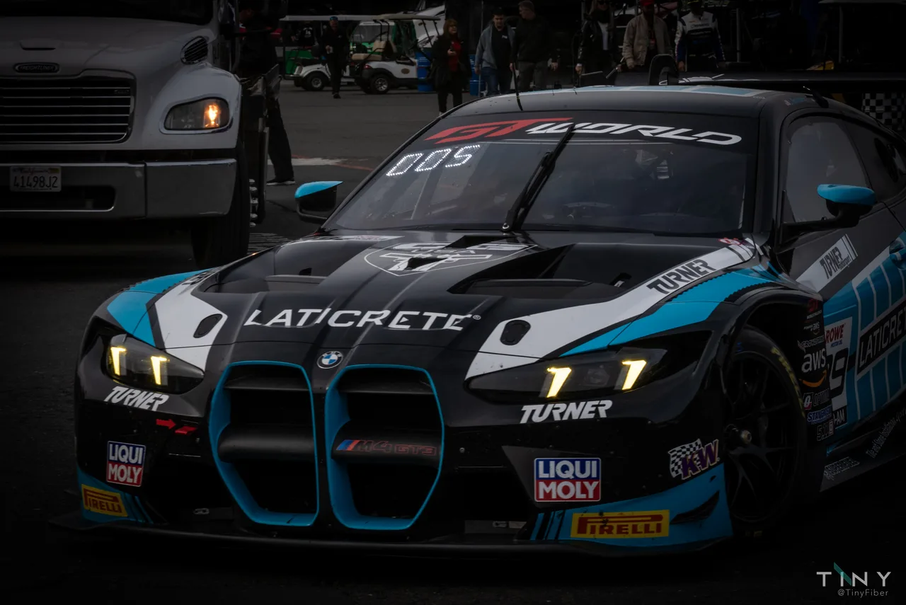 Motorsport photography from the Racing collection. Racing photo 24 of 34.